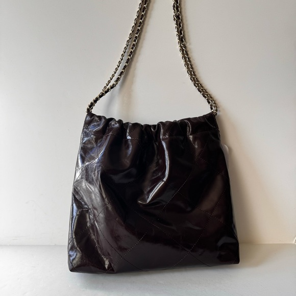 Brown Oiled Shiny Quilted Leather 22 Gathered Hobo Chain Tote w/ Gold HW B8 - Picture 5 of 17